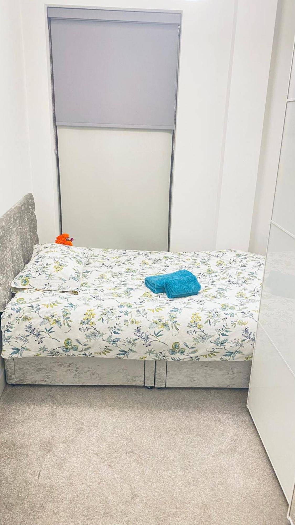 Shadwell - Walking Distance To Tower Bridge, Two Stations In Close Proximity 런던 외부 사진