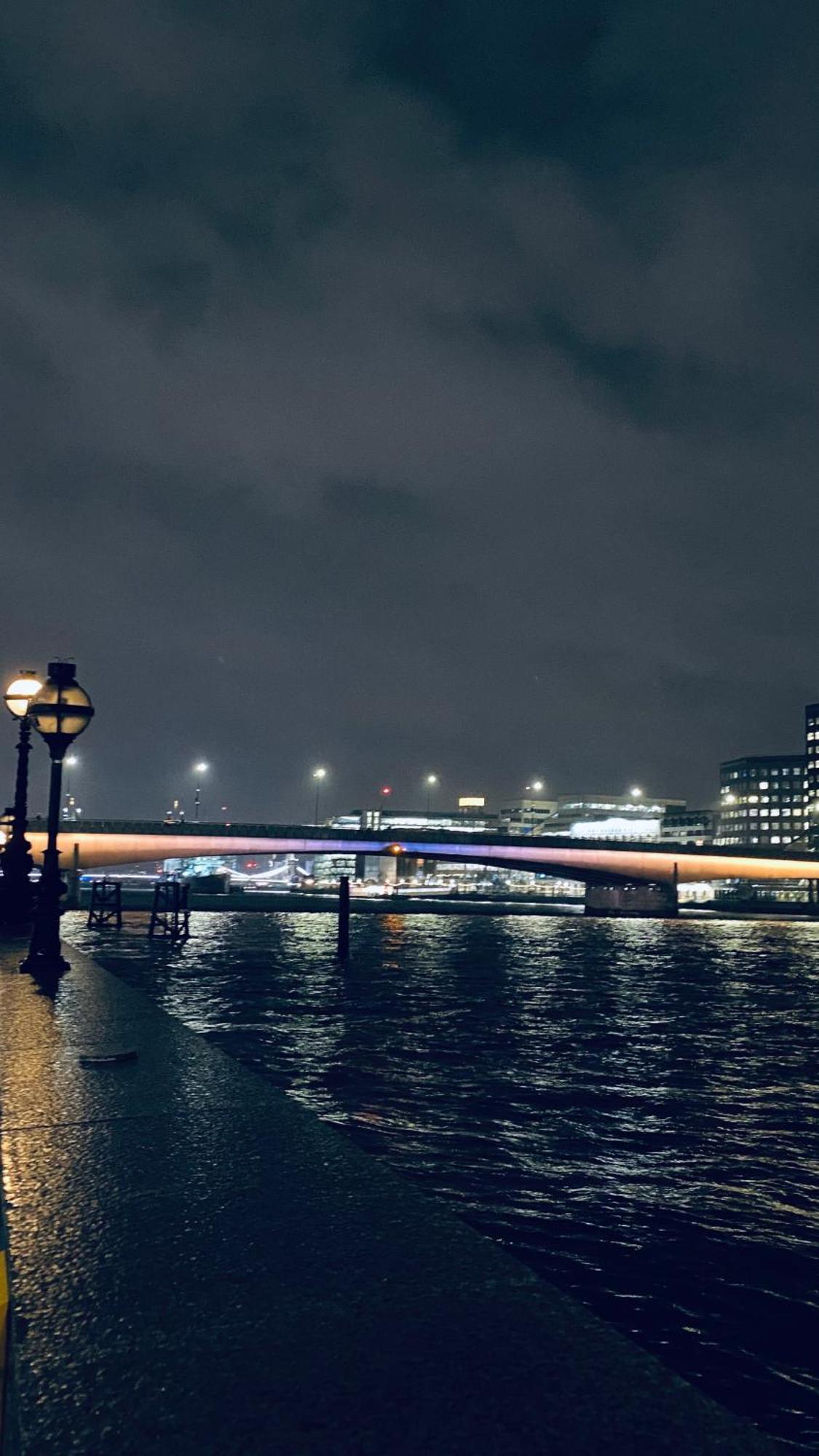 Shadwell - Walking Distance To Tower Bridge, Two Stations In Close Proximity 런던 외부 사진
