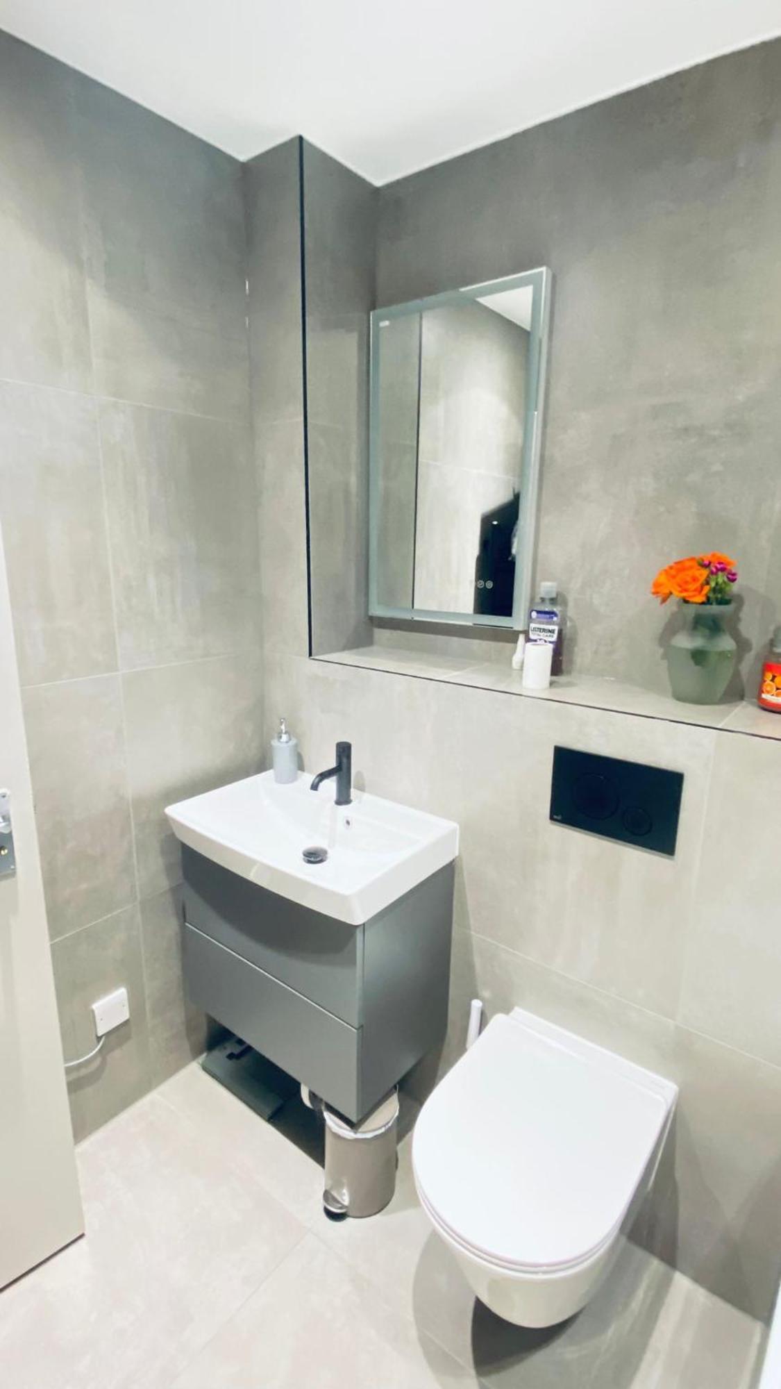 Shadwell - Walking Distance To Tower Bridge, Two Stations In Close Proximity 런던 외부 사진